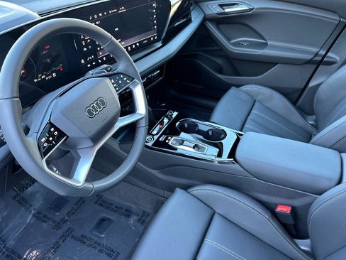 New 2025 Audi Q6 e-tron Premium Plus image 9
