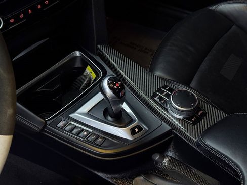 Used 2018 BMW M4 Coupe w/ Executive Package image 15