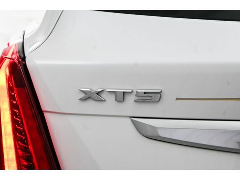 Used 2020 Cadillac XT5 Premium Luxury AWD/4WD image 61