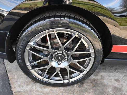 Used 2011 Ford Mustang Shelby GT500 w/ SVT Performance Pkg image 12