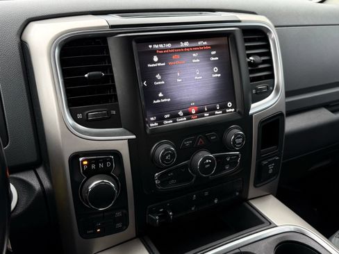 Used 2018 RAM 1500 SLT AWD/4WD image 37
