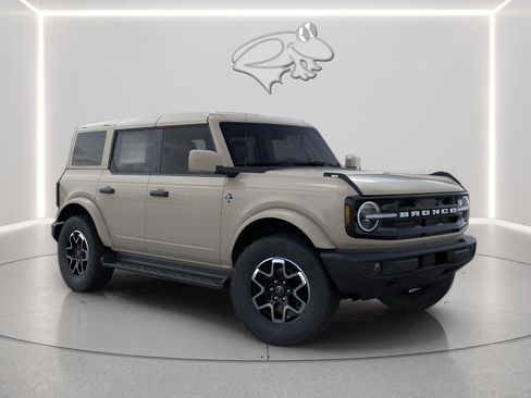New 2026 Ford Bronco Outer Banks AWD/4WD image 7