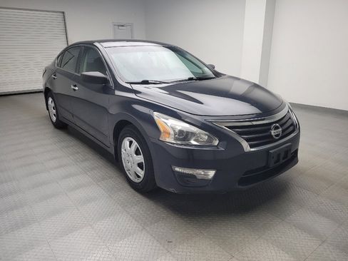 Used 2014 Nissan Altima 2.5 S FWD image 13