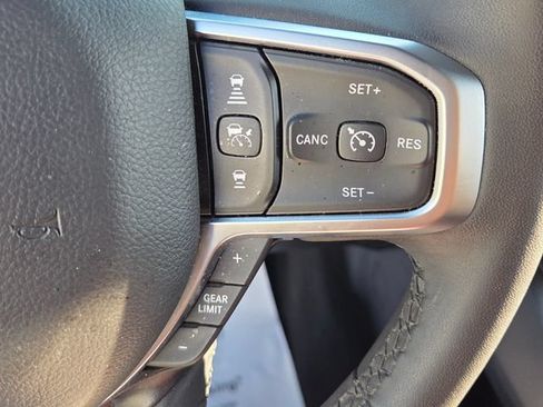 Used 2025 RAM 1500 Big Horn AWD/4WD image 22