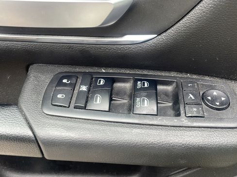 Used 2019 RAM 1500 Big Horn AWD/4WD image 19