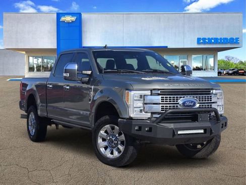 Used 2019 Ford F250 Platinum w/ Platinum Ultimate Package image 1