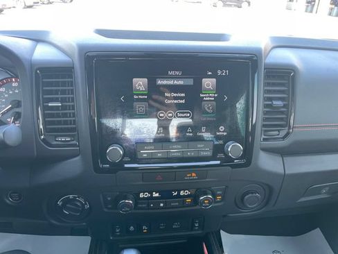 Used 2023 Nissan Frontier PRO-4X w/ Pro Convenience Package AWD/4WD image 12