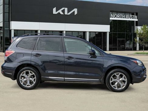 Used 2018 Subaru Forester 2.5i Touring AWD/4WD image 6