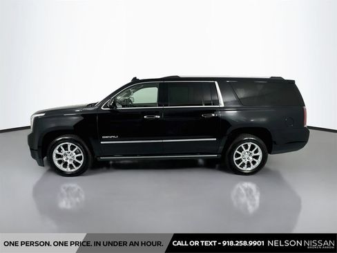 Used 2015 GMC Yukon XL Denali w/ Premium Package AWD/4WD image 8