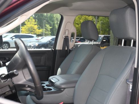 Used 2017 RAM 1500 Express RWD image 11