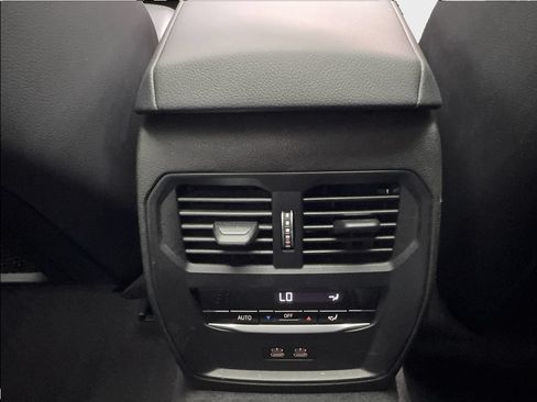 Used 2022 BMW 230i Coupe w/ Premium Package 2 RWD image 35