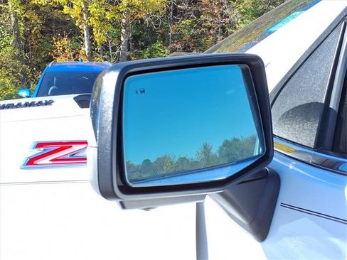 Used 2022 Chevrolet Silverado 1500 LTZ w/ Technology Package image 16