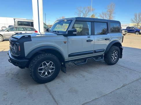 Used 2021 Ford Bronco Badlands AWD/4WD image 1
