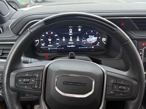 Used 2024 GMC Yukon XL Denali Ultimate image 48