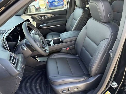 New 2026 Chevrolet Traverse LT w/ Midnight/Sport Edition image 12