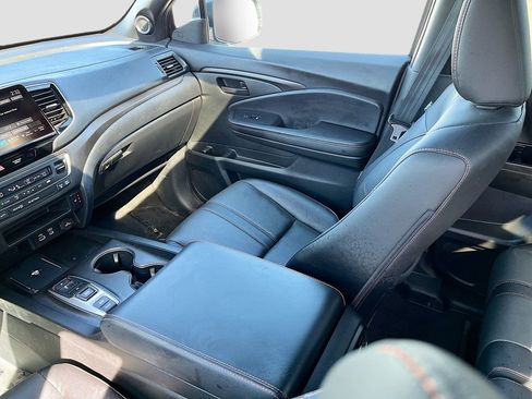 Used 2025 Honda Ridgeline TrailSport image 22