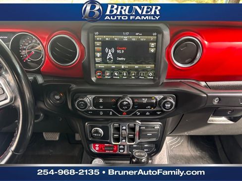 Used 2021 Jeep Wrangler Unlimited Rubicon image 22