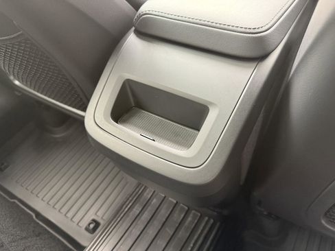 Used 2024 Volvo XC60 B5 Core image 39