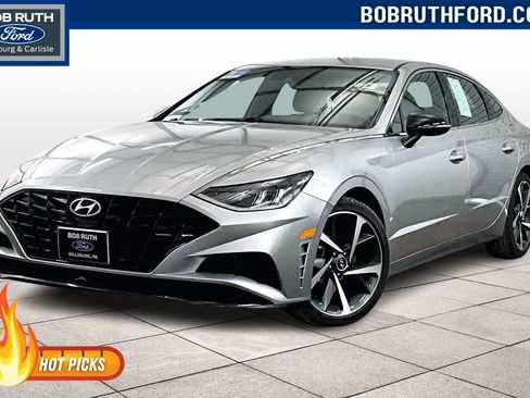 Used 2021 Hyundai Sonata SEL Plus w/ Winter Weather Package image 1