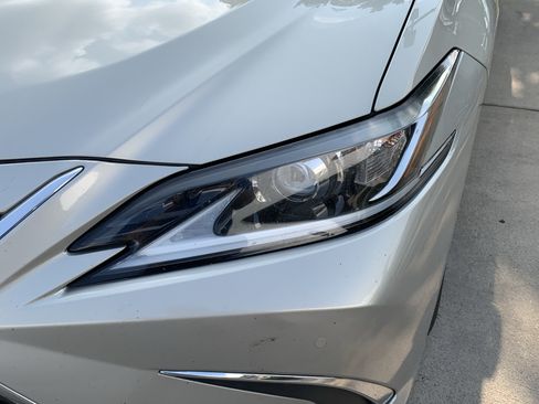 Used 2019 Lexus ES 350 w/ Premium Package FWD image 6