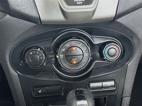Used 2012 Ford Fiesta SEL FWD image 21