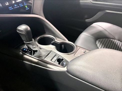 Used 2021 Toyota Camry SE AWD/4WD image 22