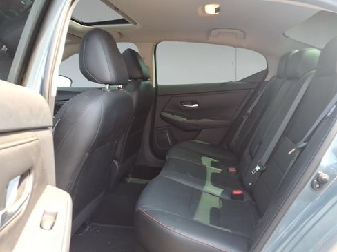 Used 2024 Nissan Sentra SR w/ SR Premium Package FWD image 11