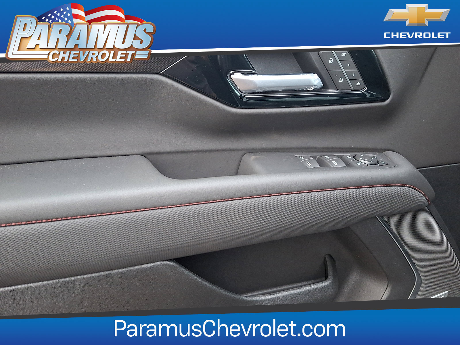 New 2026 Chevrolet Suburban RST w/ Advanced Technology Package AWD/4WD image 7