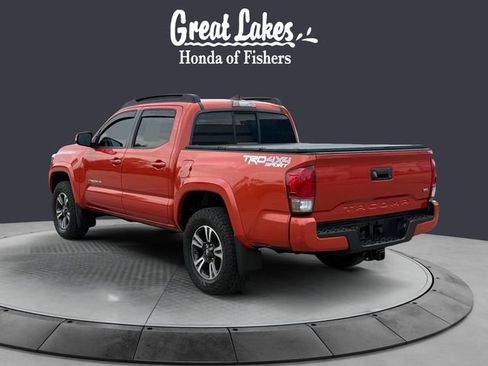 Used 2016 Toyota Tacoma TRD Sport w/ Towing Package AWD/4WD image 3