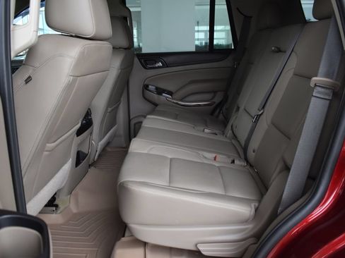Used 2018 GMC Yukon SLT w/ Premium Edition RWD image 13