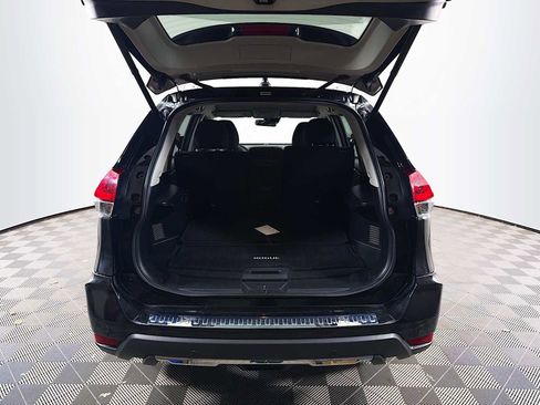 Certified 2019 Nissan Rogue SV image 21