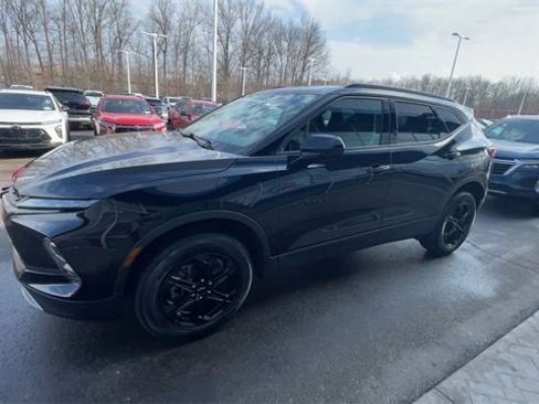 Certified 2024 Chevrolet Blazer LT w/ Convenience Package image 4