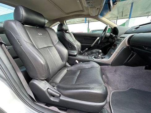 Used 2004 INFINITI G35 Coupe w/ Premium Pkg RWD image 12