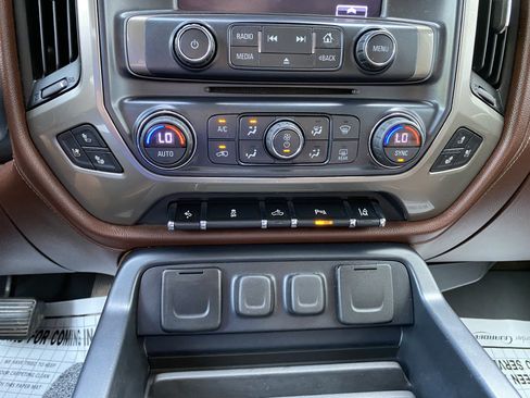 Used 2017 Chevrolet Silverado 2500 High Country w/ Snow Plow Prep Package AWD/4WD image 24