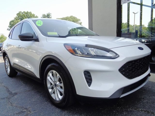 Used 2022 Ford Escape SE FWD image 3