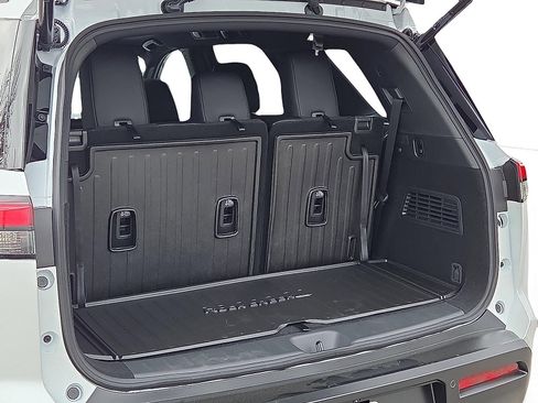 New 2026 Nissan Pathfinder Rock Creek AWD/4WD image 9