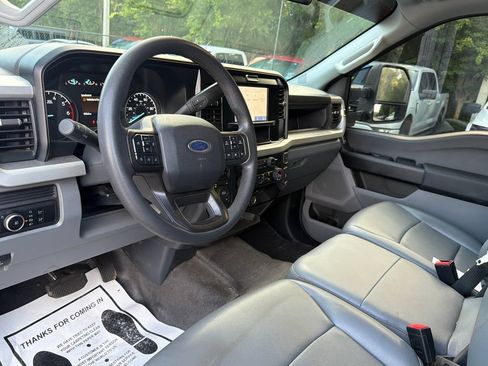 Used 2025 Ford F250 XL w/ XL Chrome Package AWD/4WD image 6