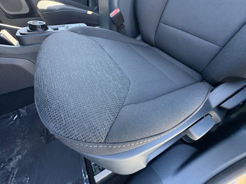 New 2025 Ford Maverick XL w/ Equipment Group 101A image 38