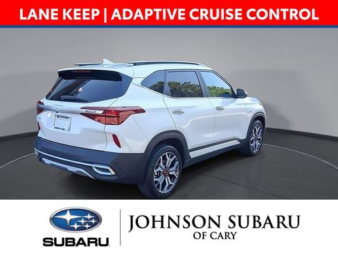 Used 2022 Kia Seltos SX w/ Sunroof Package AWD/4WD image 4