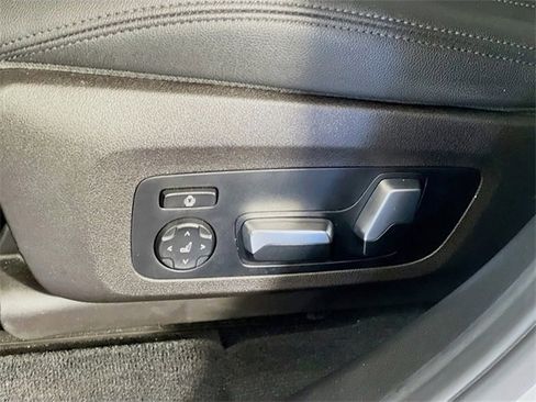 Used 2019 BMW X3 xDrive30i w/ Premium Package image 12