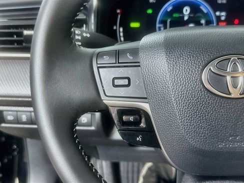 Used 2026 Toyota Camry SE FWD image 22