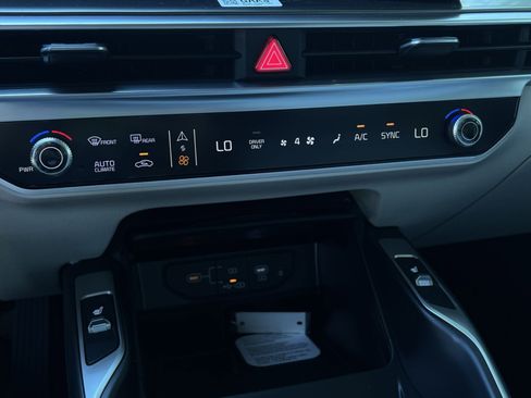 New 2026 Kia Sorento EX AWD/4WD image 24