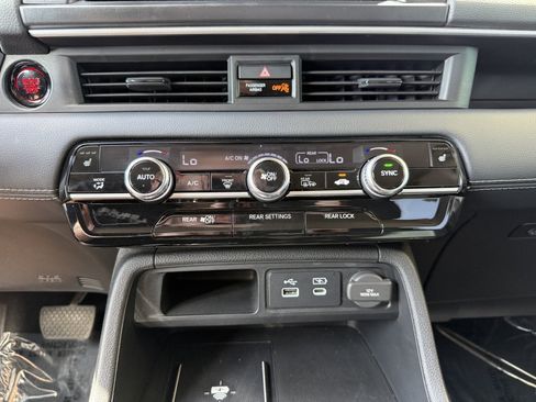 Used 2024 Honda Pilot EX-L image 24