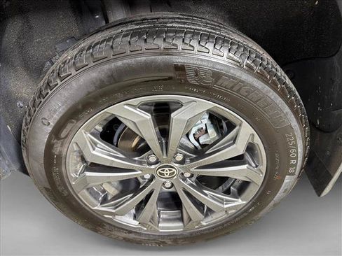 Used 2024 Toyota RAV4 Limited AWD/4WD image 21