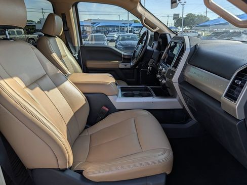 Used 2022 Ford F350 Lariat w/ Lariat Value Package AWD/4WD image 33