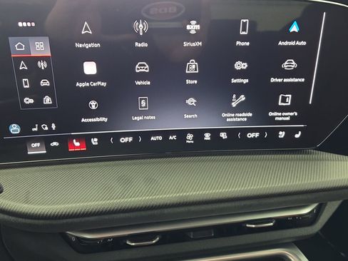 New 2025 Audi SQ5 Prestige image 21