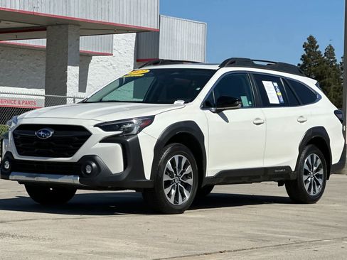 Used 2023 Subaru Outback Limited AWD/4WD image 7