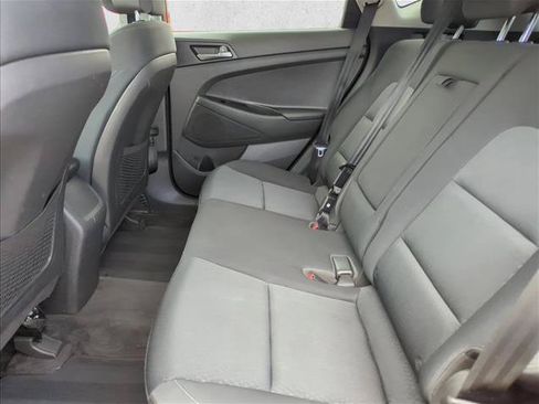 Used 2017 Hyundai Tucson SE w/ SE Popular Package 02 FWD image 18