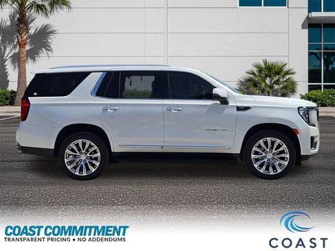 Used 2024 GMC Yukon Denali w/ Advanced Technology Package AWD/4WD image 5