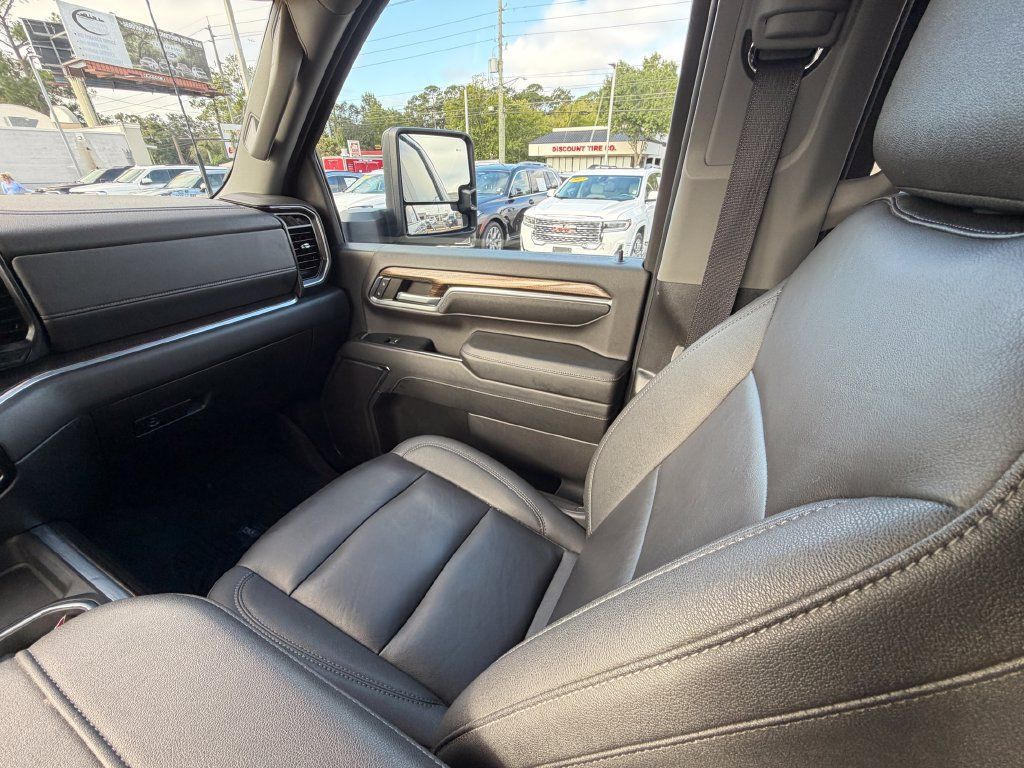 Used 2024 Chevrolet Silverado 2500 LT w/ All Star Edition AWD/4WD image 17